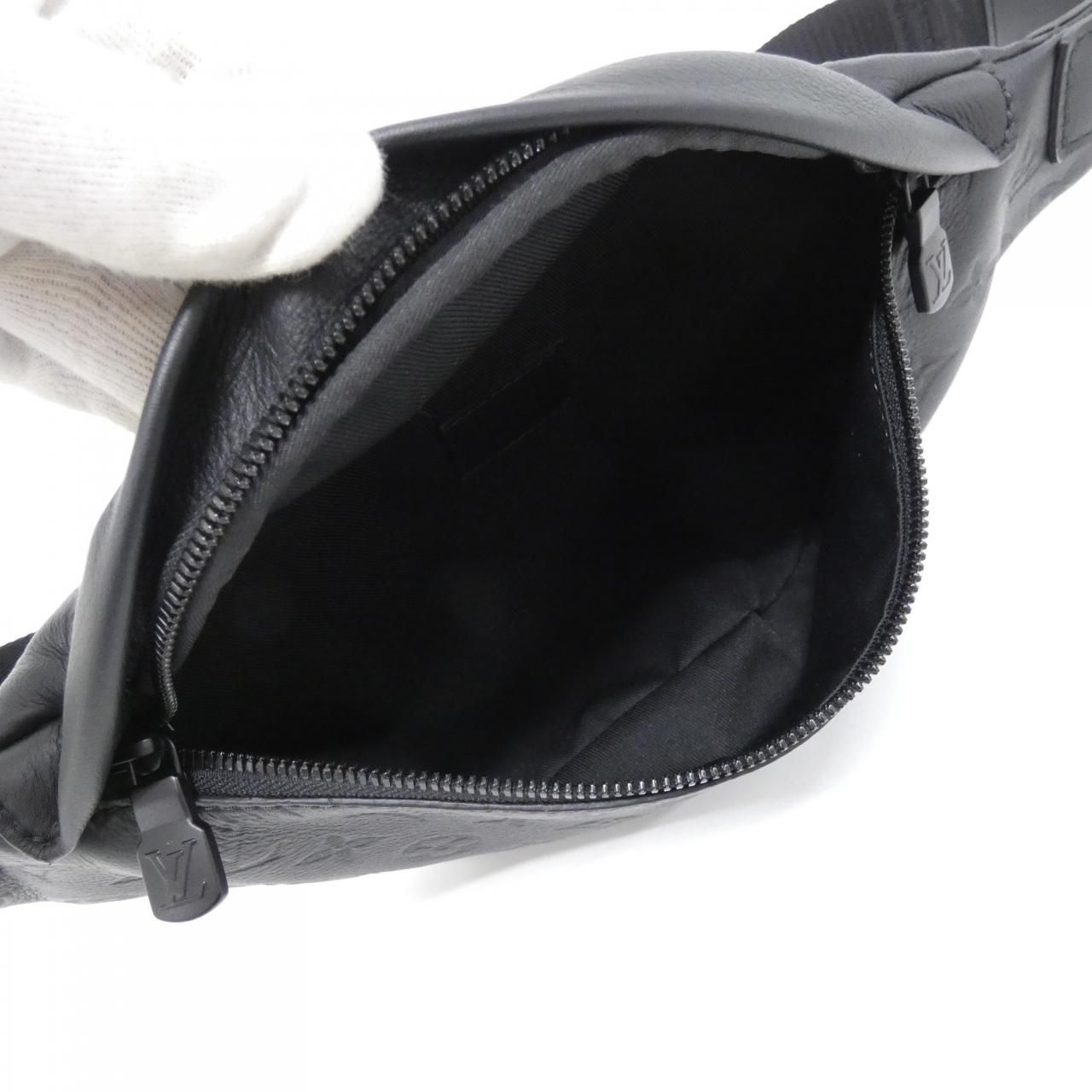 Louis Vuitton Monogram Shadow Discovery Bum Bag PM — view 7