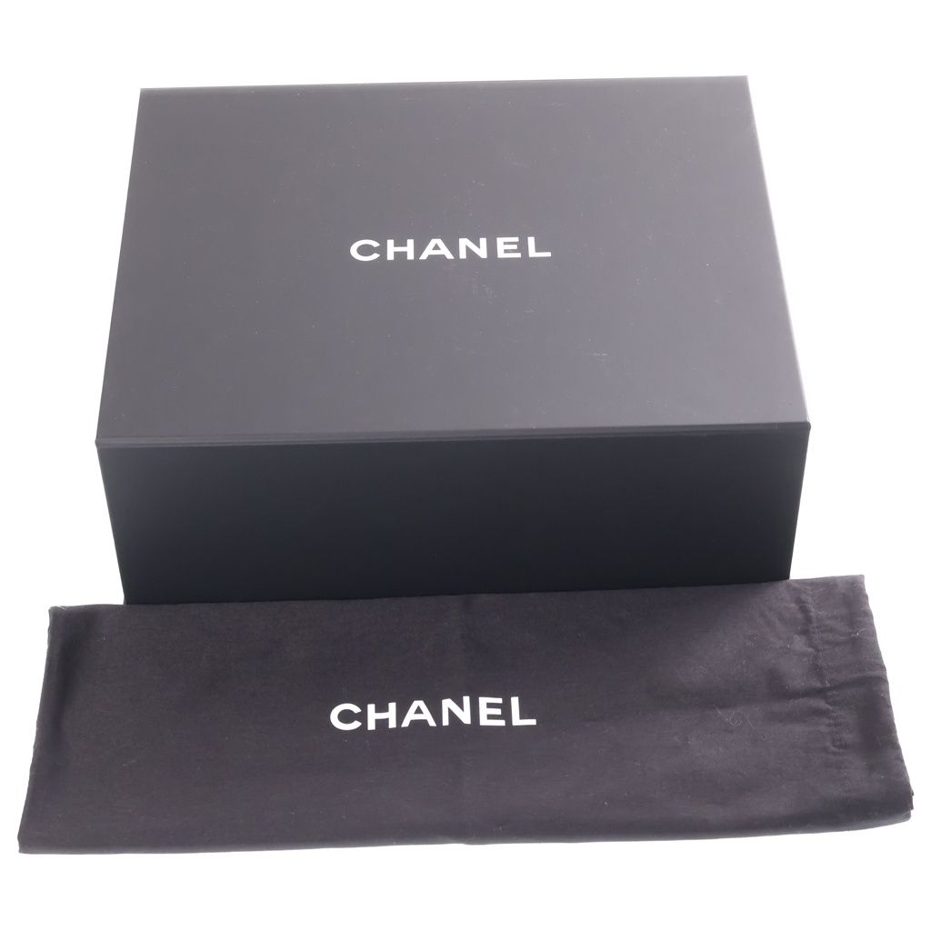 Chanel Quilted Top Handle Trendy CC 2-Way Chain Shoulder Bag Black Leather Gold — view 8