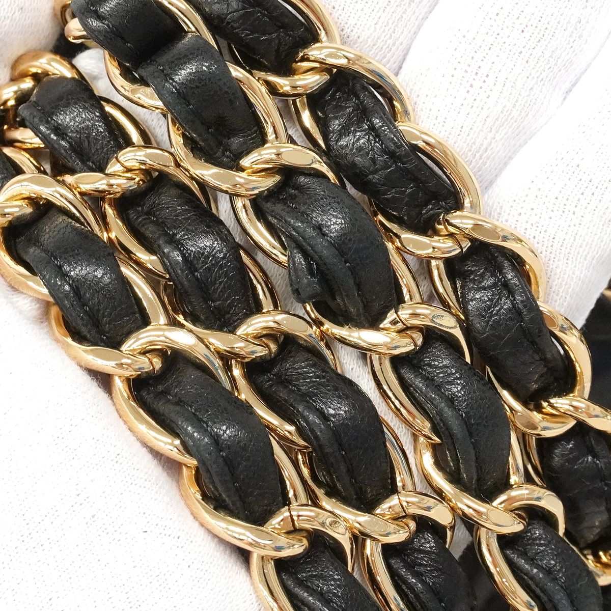 Chanel Shoulder Bag Maxi Quilted Lambskin Black Gold — view 8