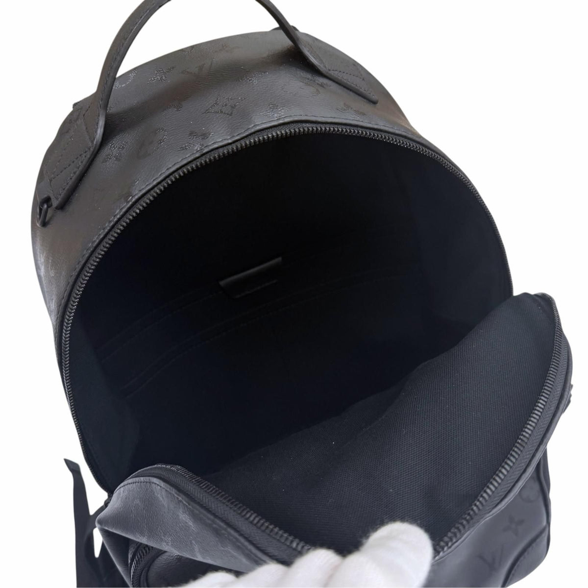 Louis Vuitton Monogram Midnight Discovery Cargo Backpack — view 8