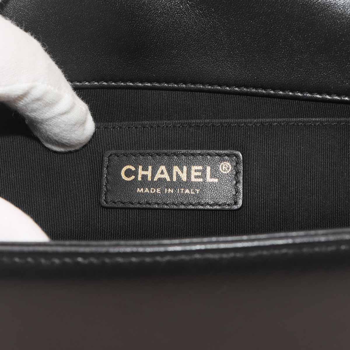 Chanel Boy Chain Shoulder Bag Lambskin Black Gold — view 8