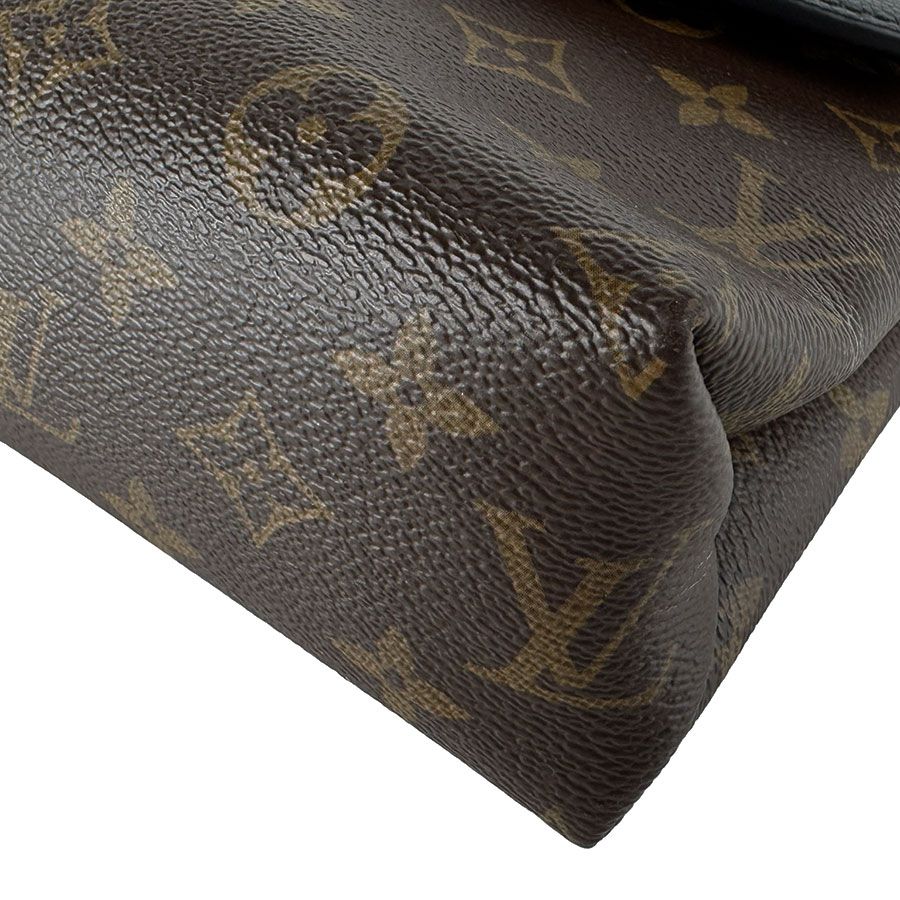 Louis Vuitton Shoulder Bag Saint Placido — view 8