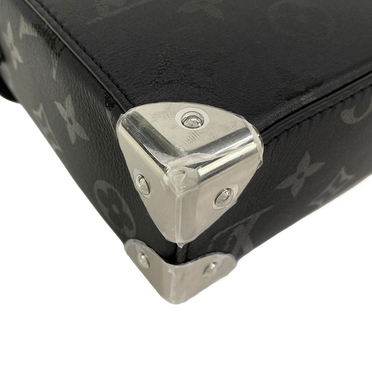 Louis Vuitton Handbag Camera Box Noir Leather Cowhide — view 8