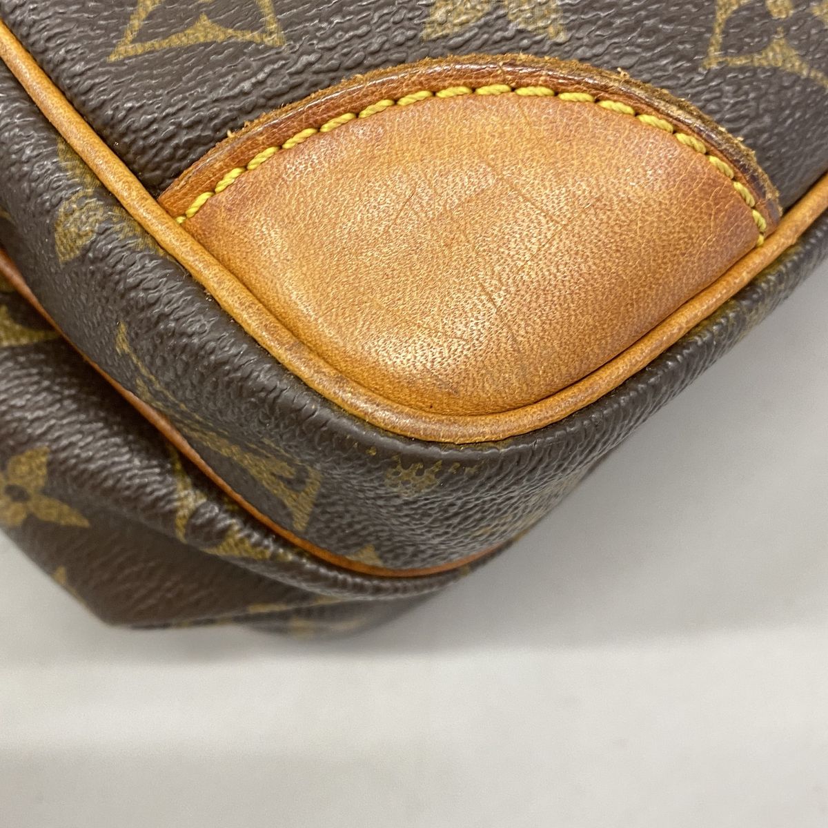 Louis Vuitton Shoulder Bag Monogram Nile Brown — view 8