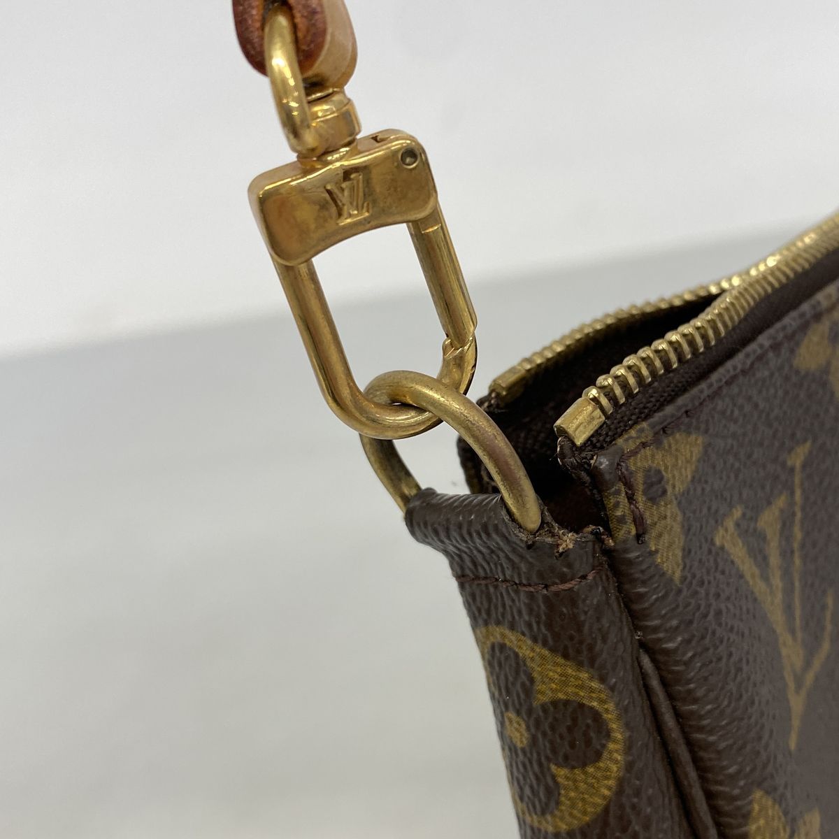 Louis Vuitton Pouch Monogram Pochette Accessoires Brown — view 8