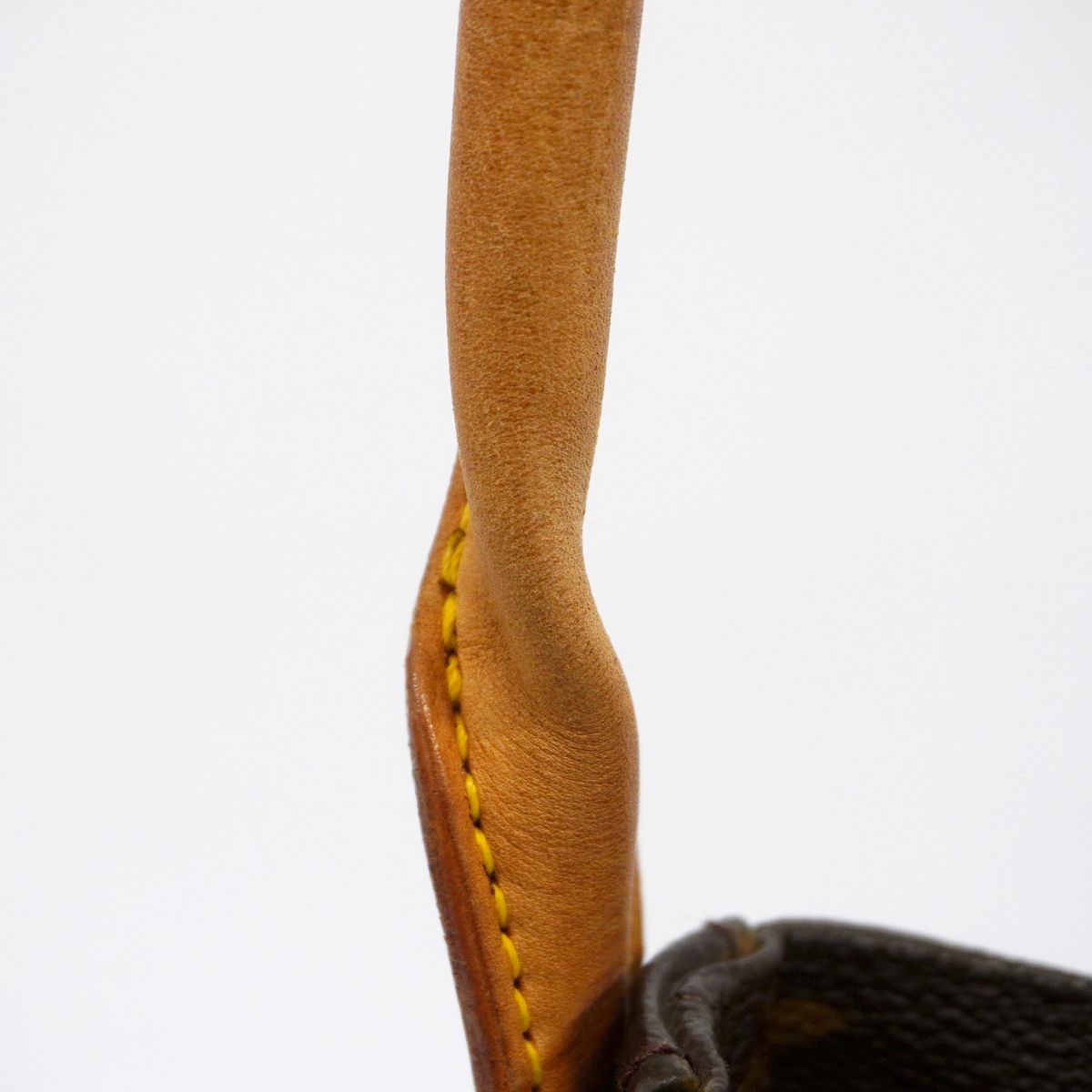 Louis Vuitton Shoulder Bag Monogram Looping GM Brown — view 8