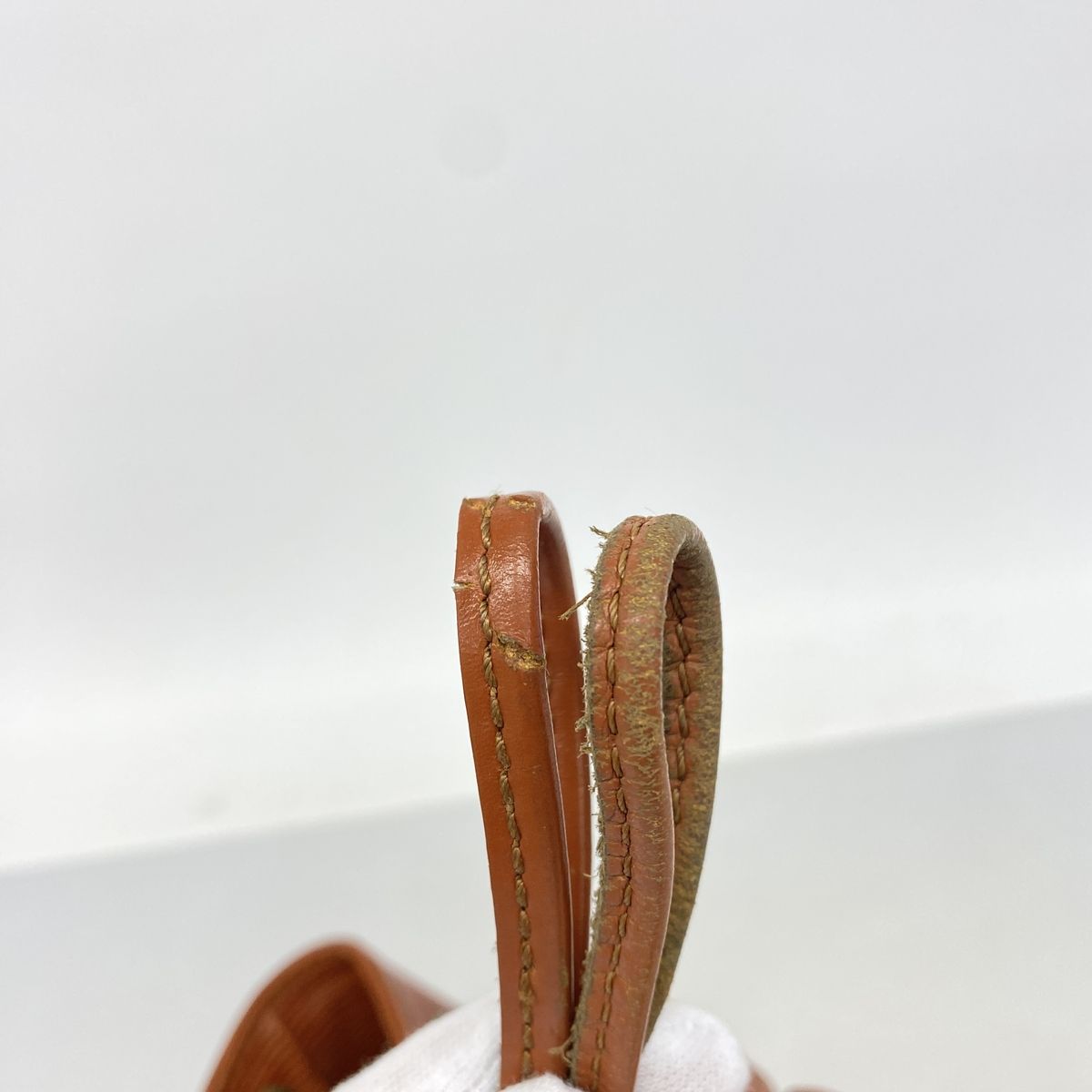 Louis Vuitton Shoulder Bag Epi Petit Noe Kenya Brown — view 8