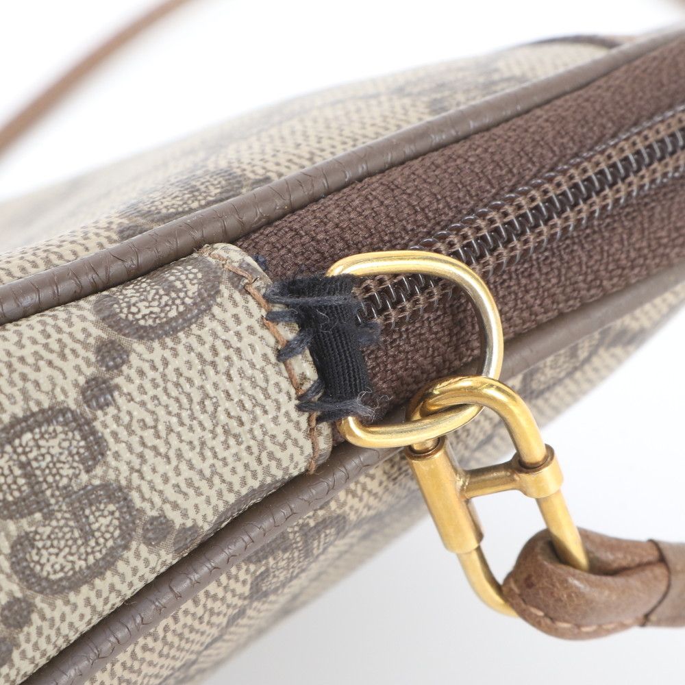 Gucci Vintage GG Supreme Leather Shoulder Bag — view 8