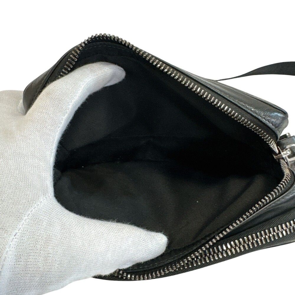 Dior CD Logo Shoulder Bag CD Leather Black — view 8