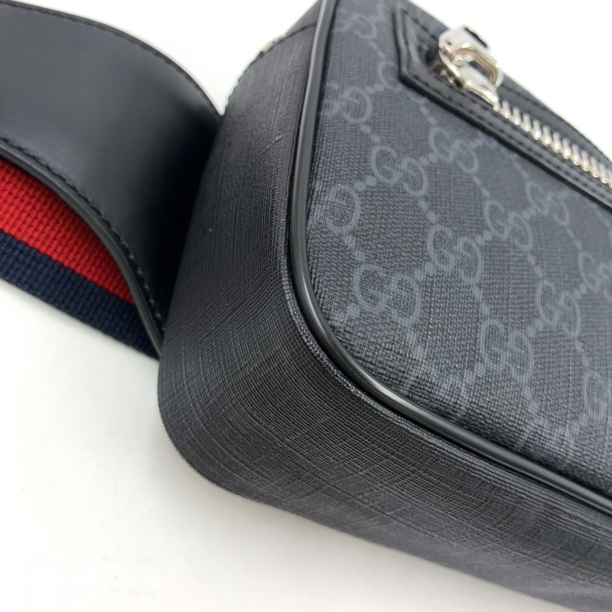 Gucci Soft GG Supreme Sherry Line Leather Navy Black Red Belt Bag Silver — view 8