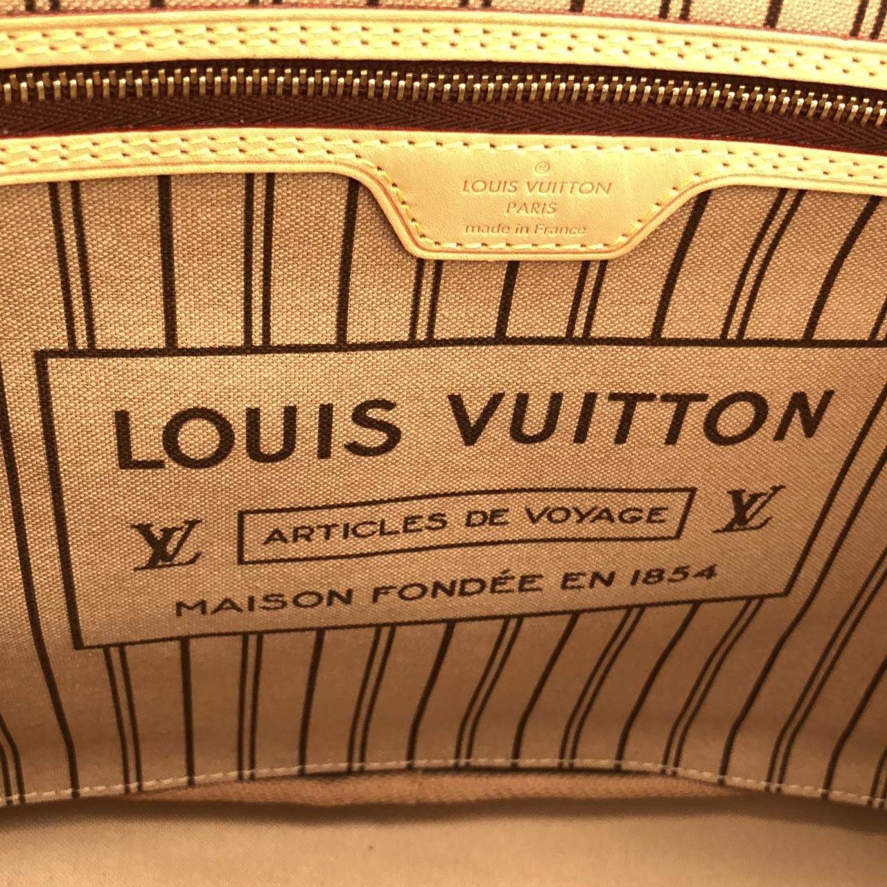 Louis Vuitton Monogram Neverfull MM Bag — view 8