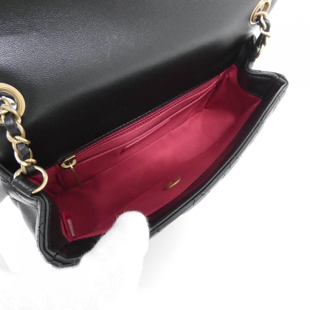 Chanel Shoulder Bag Black — view 8