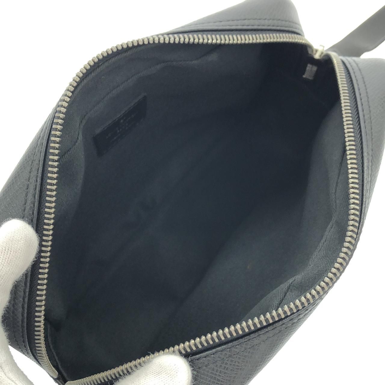 Louis Vuitton Taiga Bag — view 8