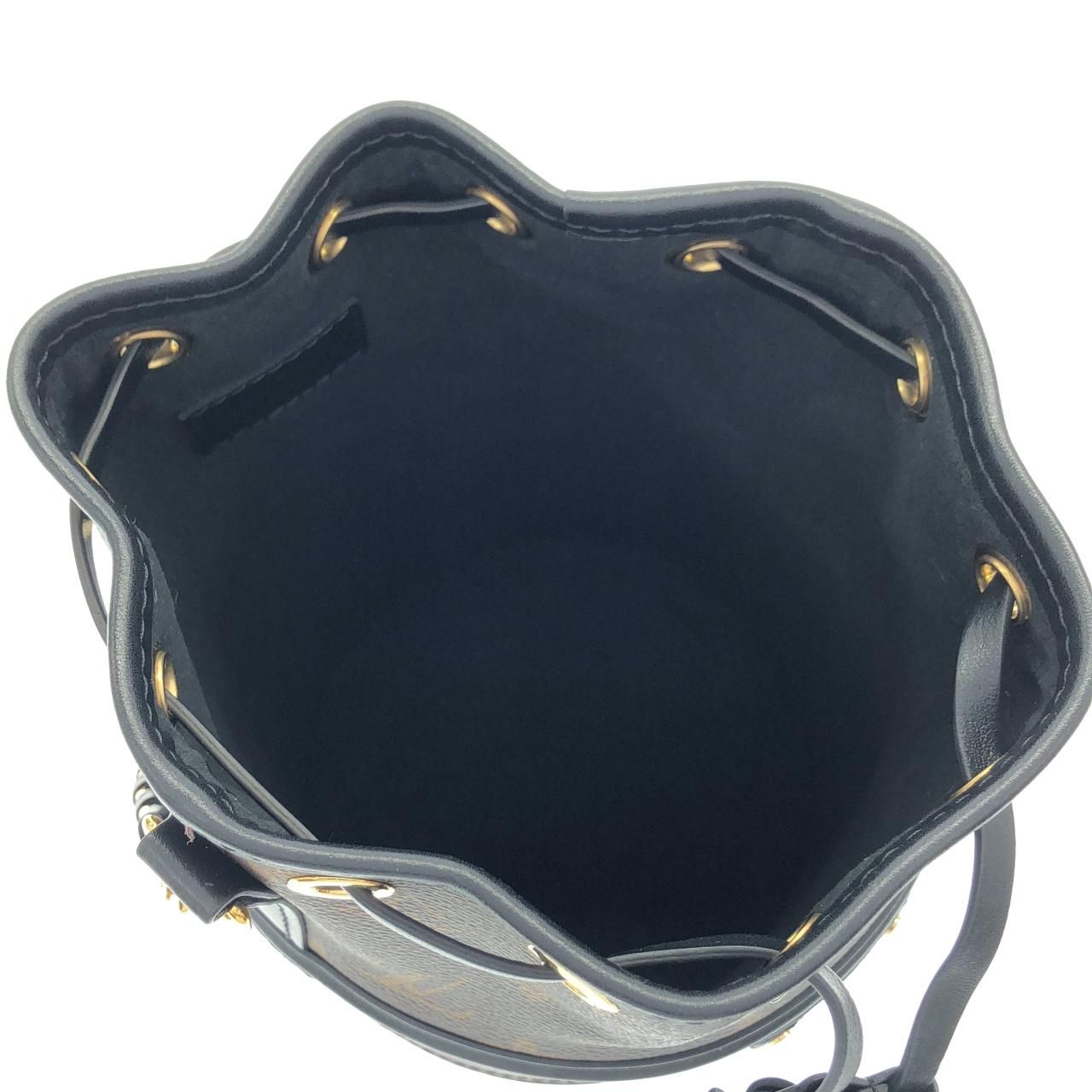 Louis Vuitton Monogram Kanoe Shoulder Bag — view 8