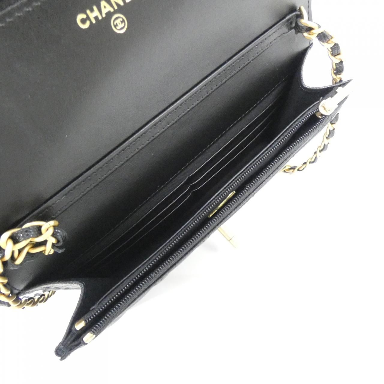 Chanel Chain Wallet Shoulder Bag — view 7