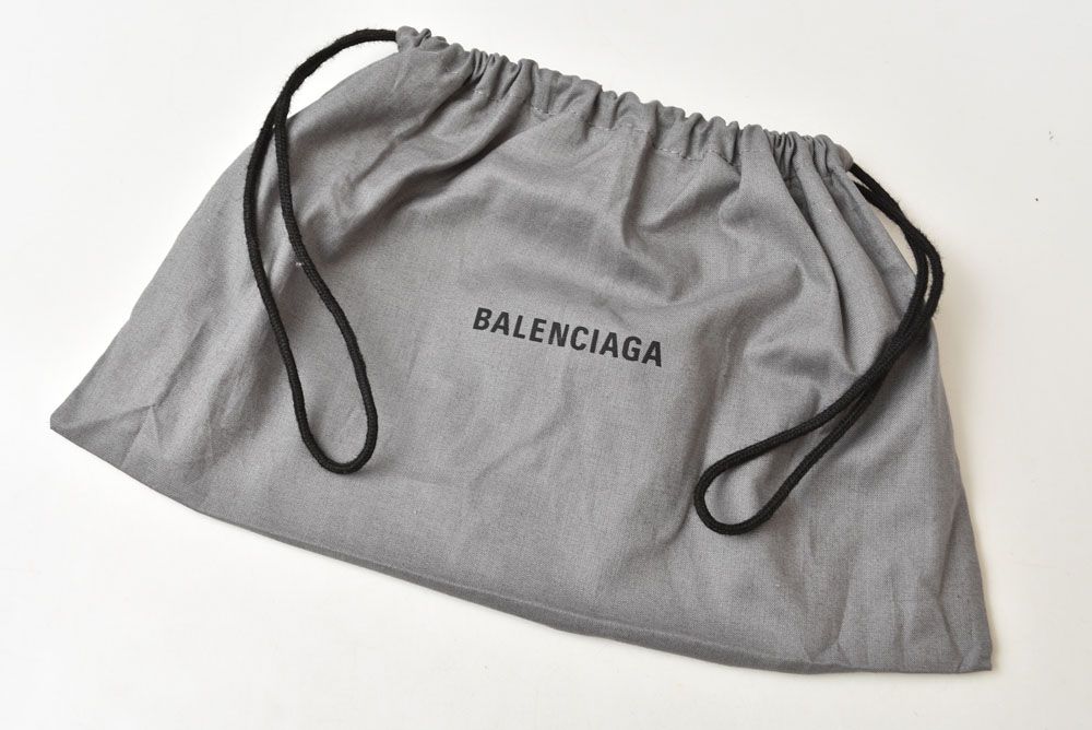 Balenciaga Multi Pouch Clutch BB Monogram Round Brown — view 7
