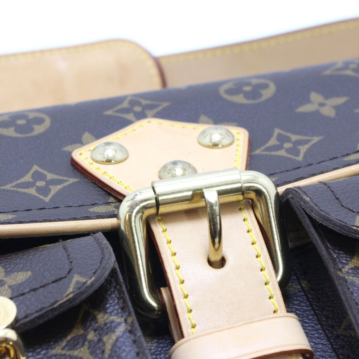 Louis Vuitton Hudson PM Monogram Shoulder Bag Canvas — view 8