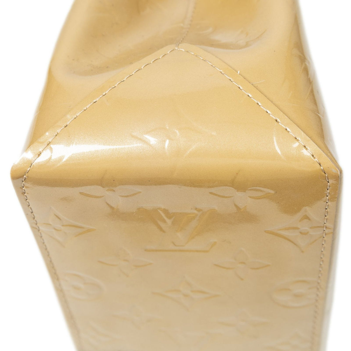 Louis Vuitton Tall Beige Monogram Vernis Handbag — view 8