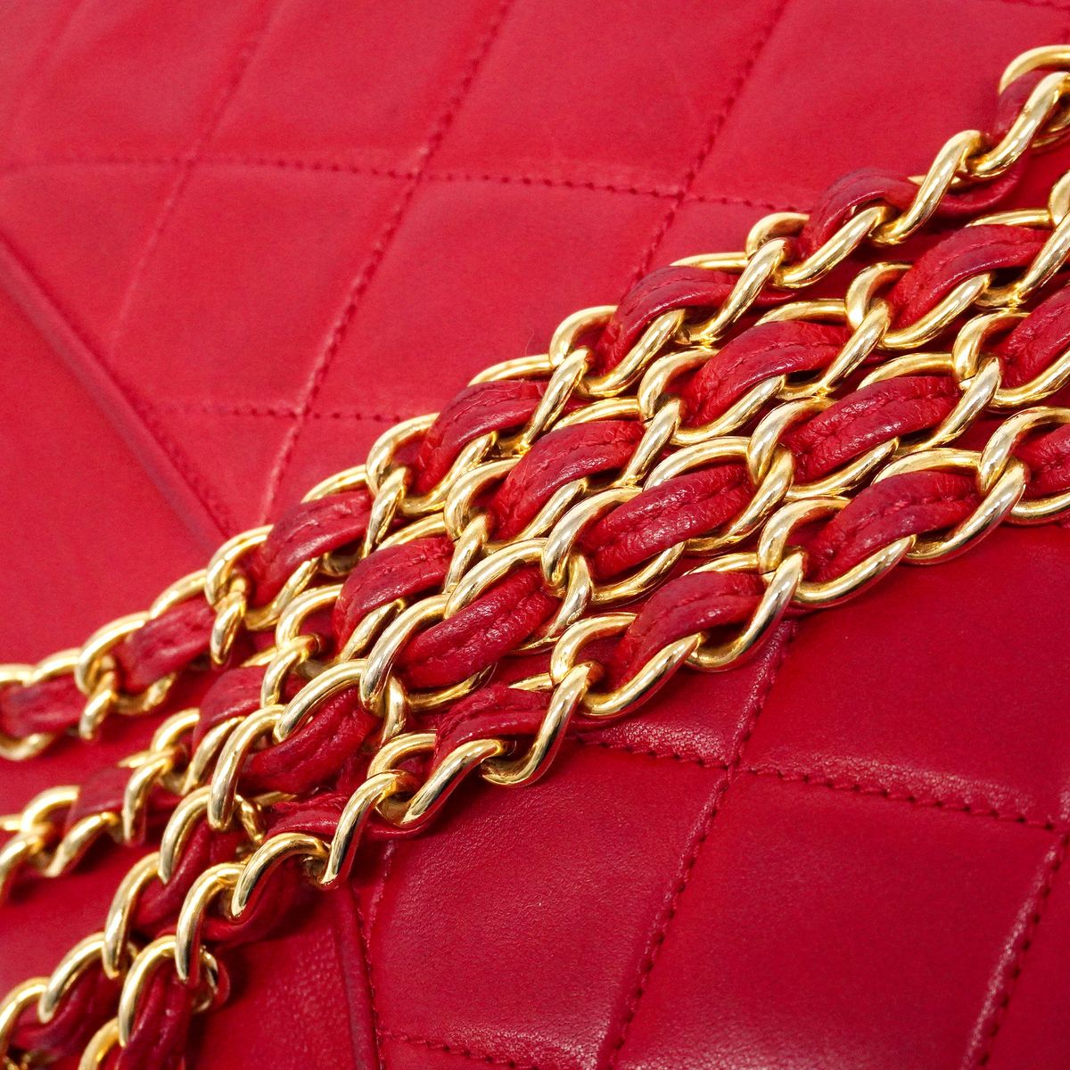 Chanel Shoulder Bag Quilted Lambskin Red Gold — view 8