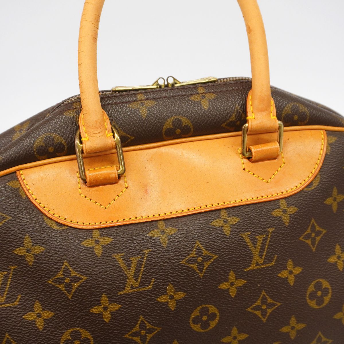 Louis Vuitton Handbag Monogram Deauville Brown — view 8