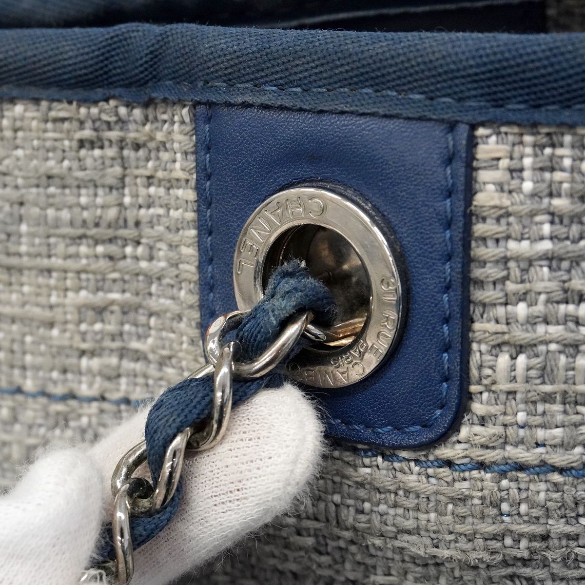 Chanel Chain Tote Deauville Tweed Navy Silver — view 8