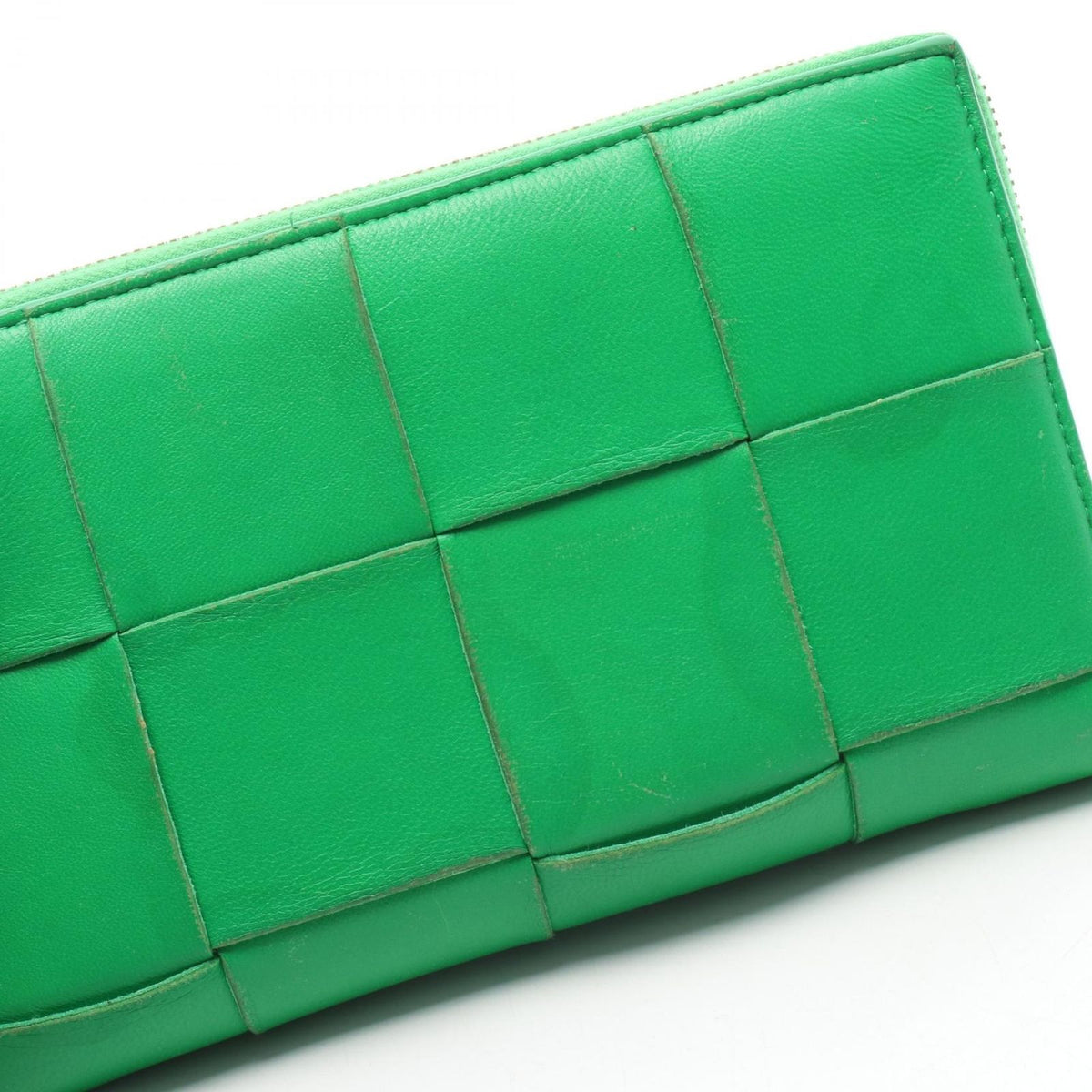 Bottega Veneta Round Wallet Cassette Zip Around Maxi Intrecciato Green Leather — view 8