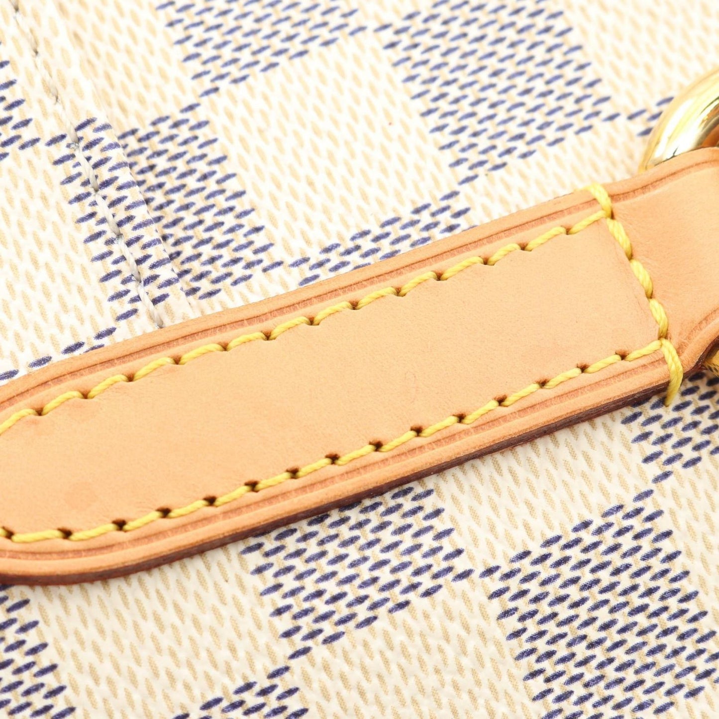 Louis Vuitton Tote Totally MM Damier Azur Leather — view 8