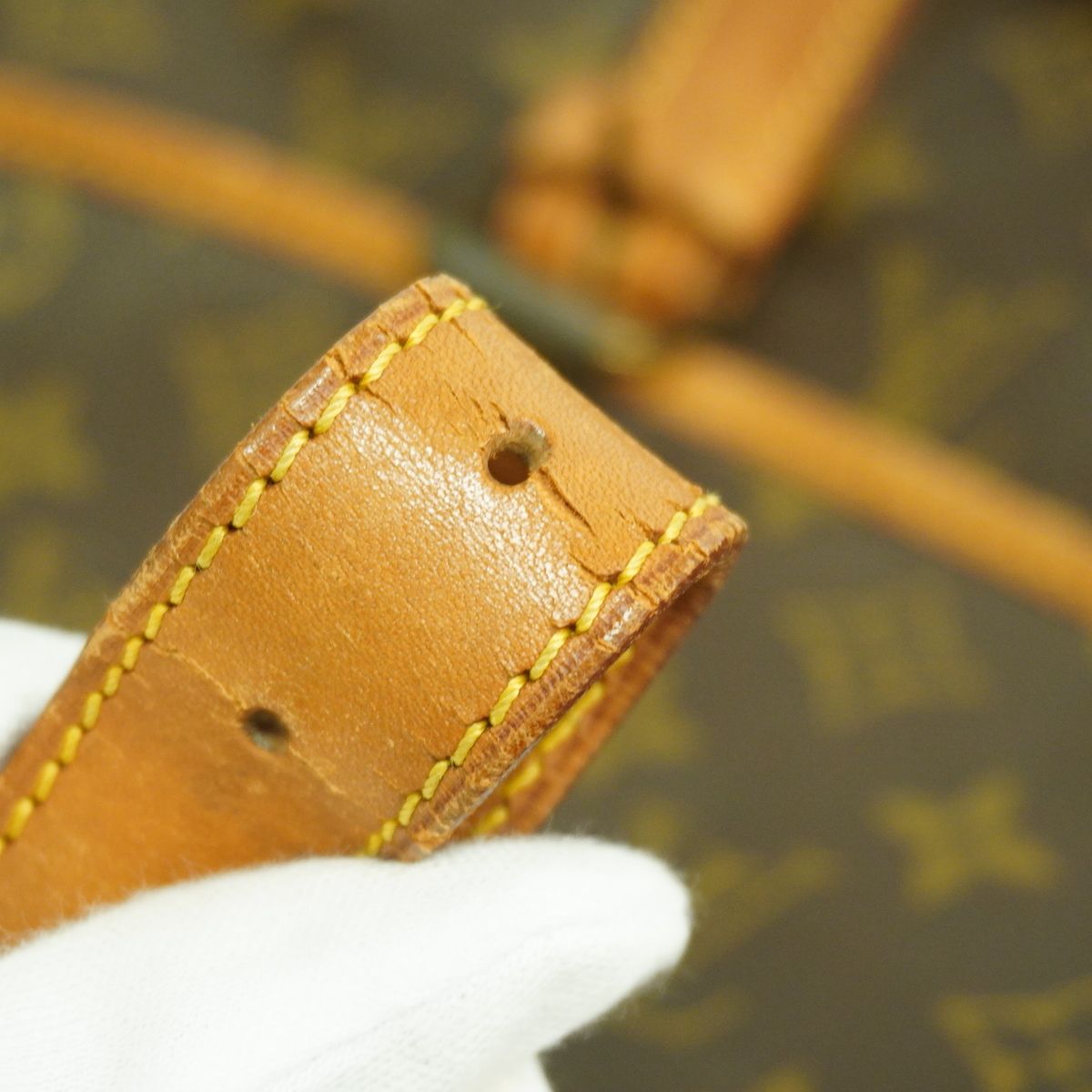 Louis Vuitton Shoulder Bag Monogram Saumur 35 Brown — view 8
