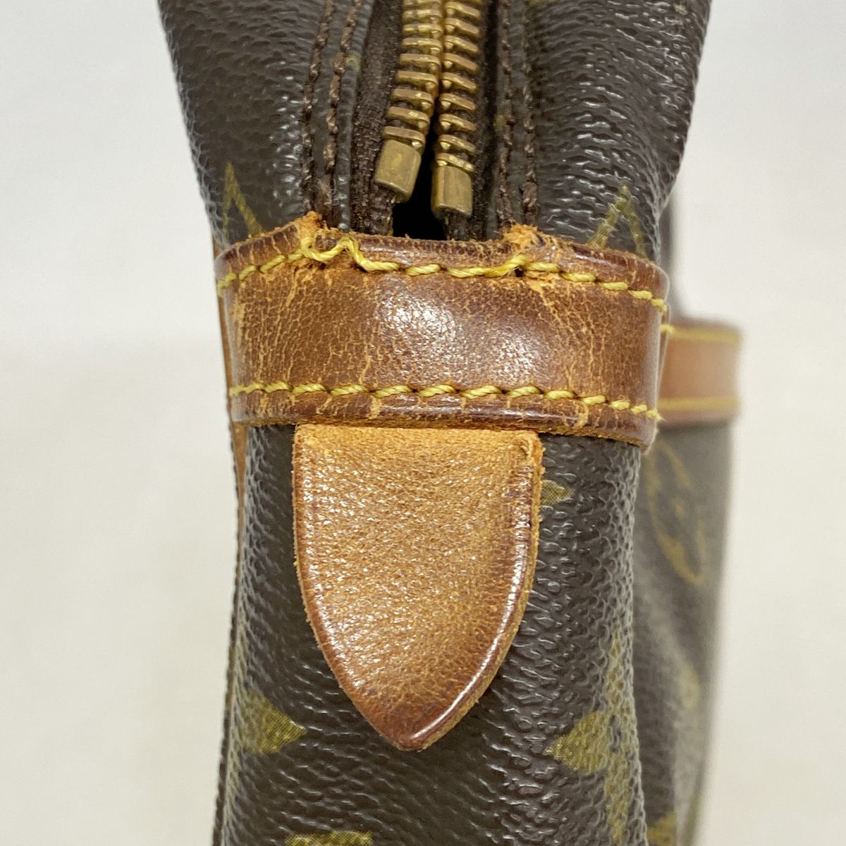 Louis Vuitton Clutch Monogram Compiegne 23 Brown — view 8