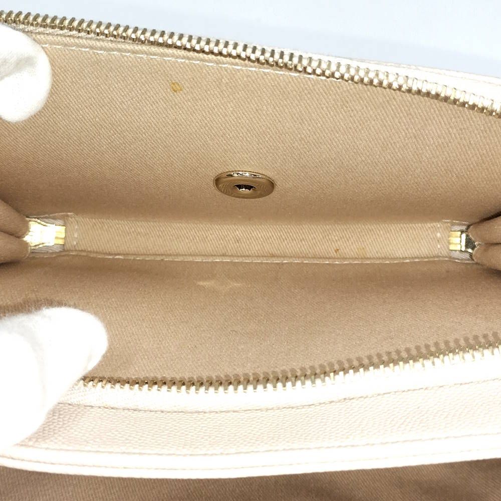 Chanel Shoulder Bag Quilted — view 8
