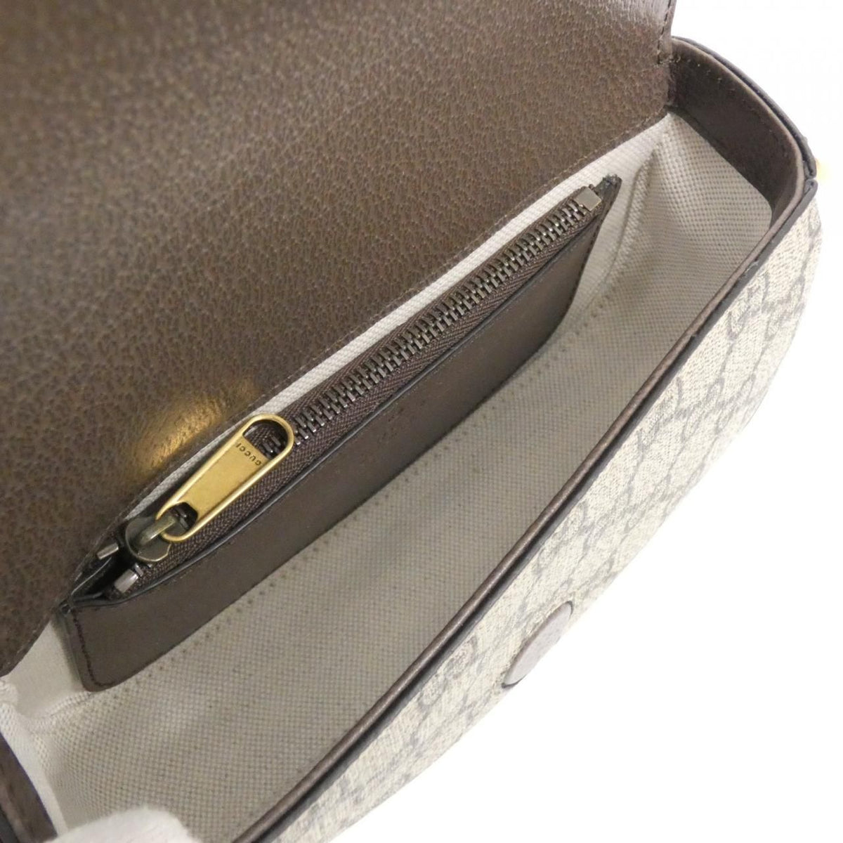 Gucci Fabia Shoulder Bag — view 6