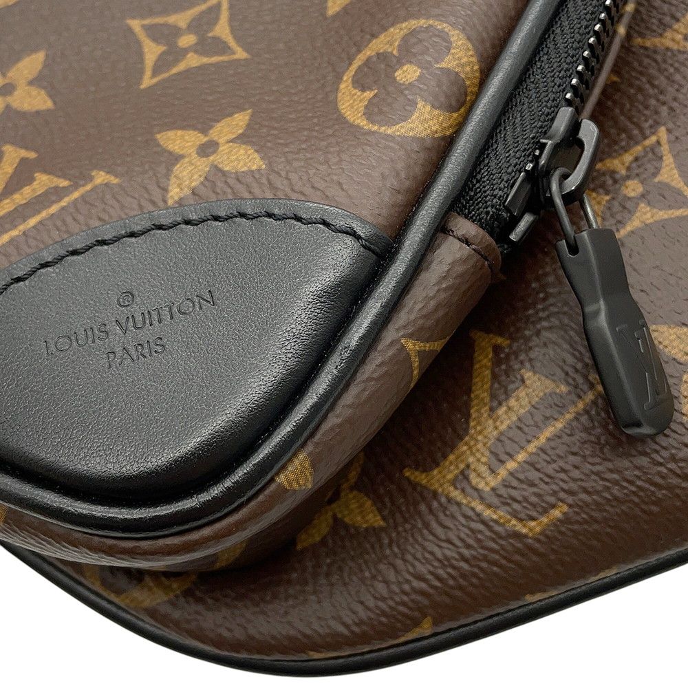 Louis Vuitton Belt Bag Monogram Macassar Christopher Black — view 8