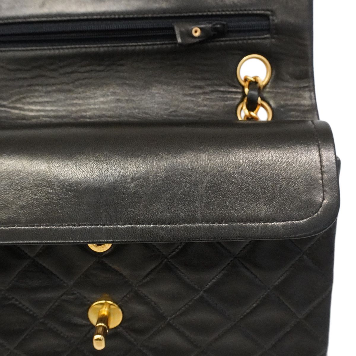 Chanel Shoulder Bag Quilted Lambskin Black Gold — view 8