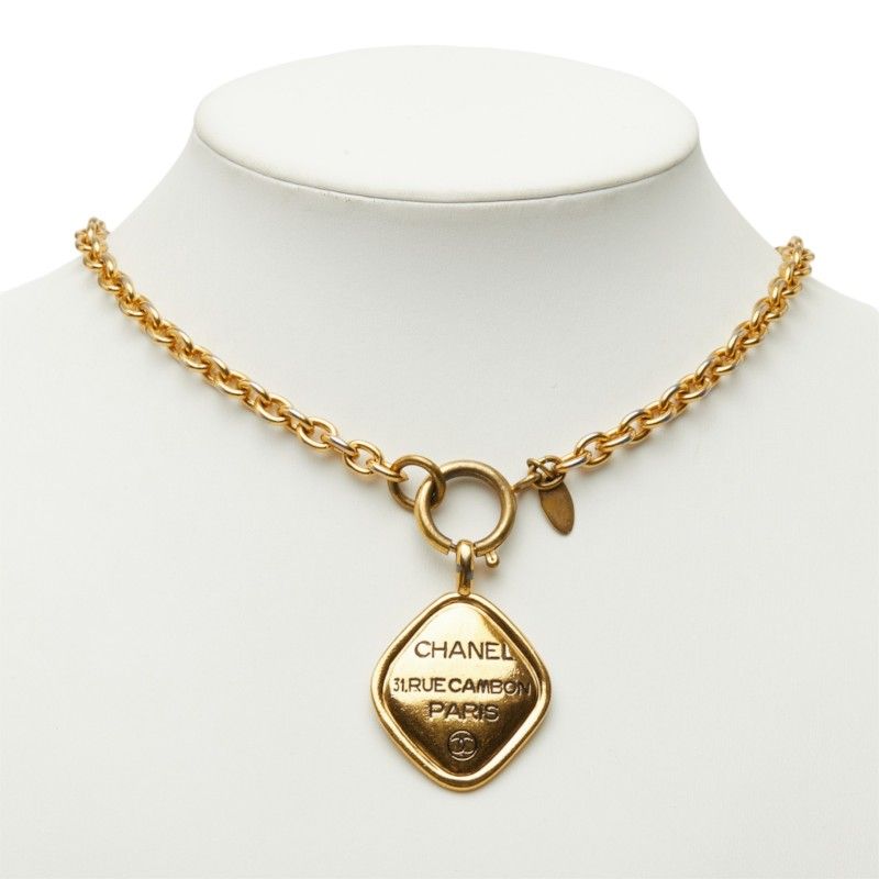 Chanel CC Logo 31 Rue Cambon Paris Chain Pendant Gold Plated — view 7