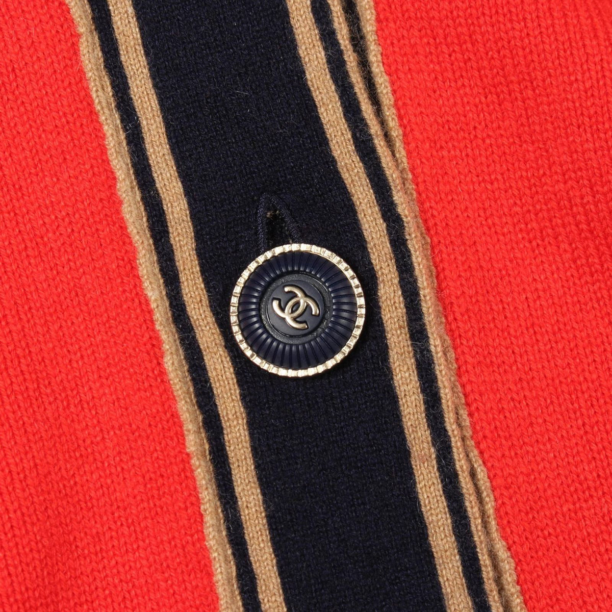 Chanel Cardigan CC Logo Button Cashmere — view 8