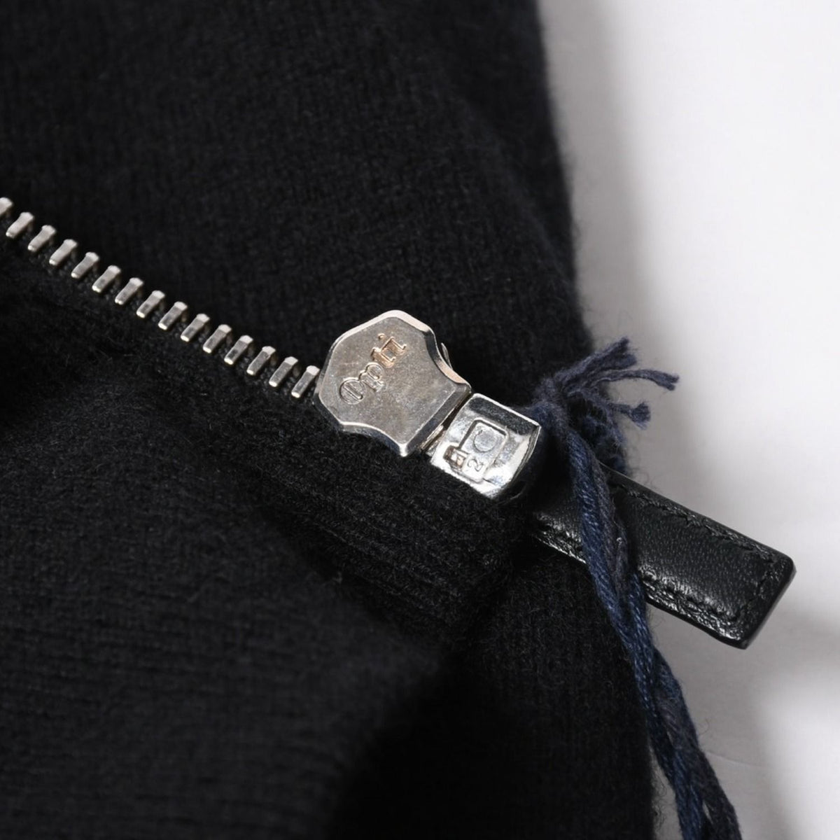 Prada Back Fleece Zip Up Vest Cashmere Black Silver 46 — view 8