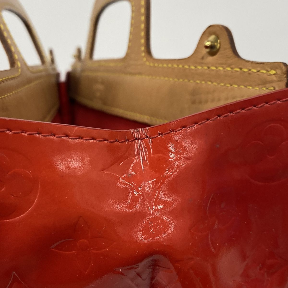 Louis Vuitton Handbag Vernis Stanton Rouge — view 8