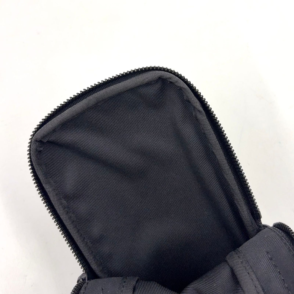 Louis Vuitton Double Phone Pouch Leather Black Shoulder Bag — view 8