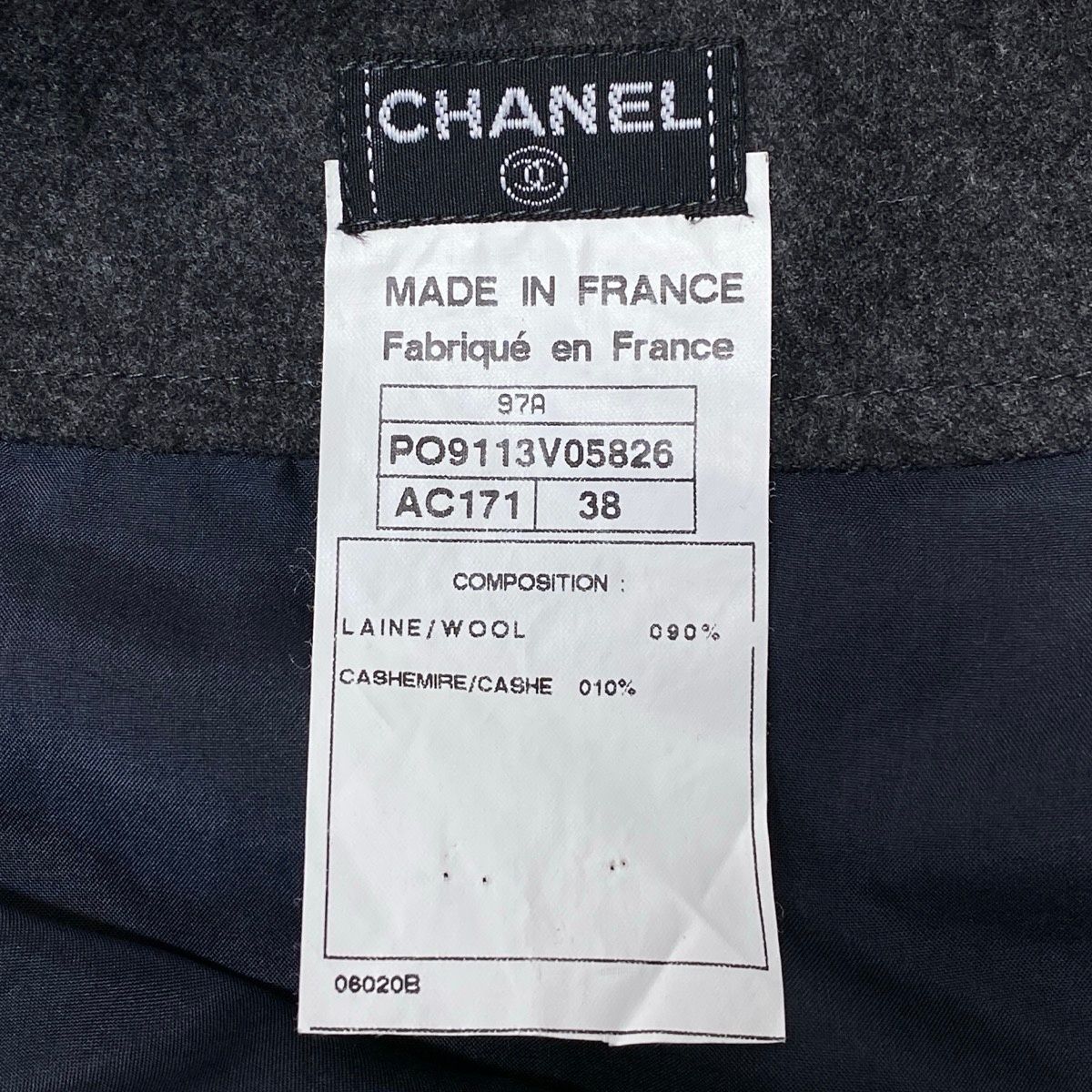 Chanel Pencil Skirt Knee Length CC Logo Belt Design Gray 38 — view 7