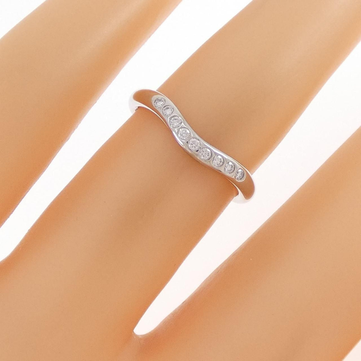 Tiffany & Co Curved Ring — view 5
