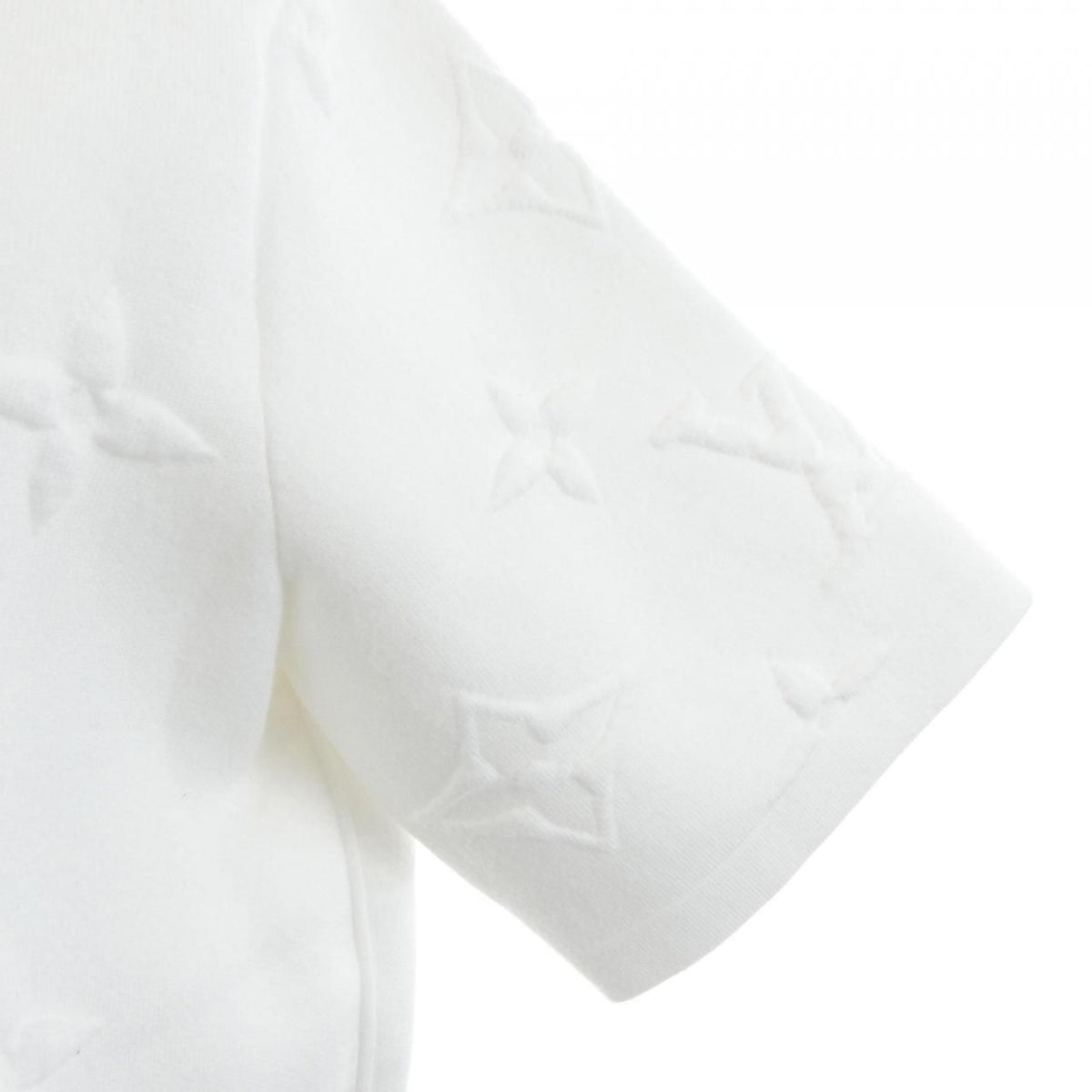 Louis Vuitton 3D Monogram T-Shirt — view 6