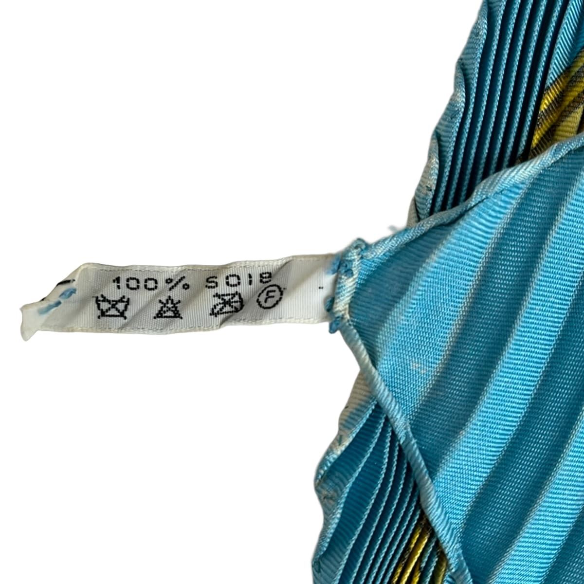 Hermes Scarf Carre Plisse Light Blue Gold Pleats les Tuileries — view 3
