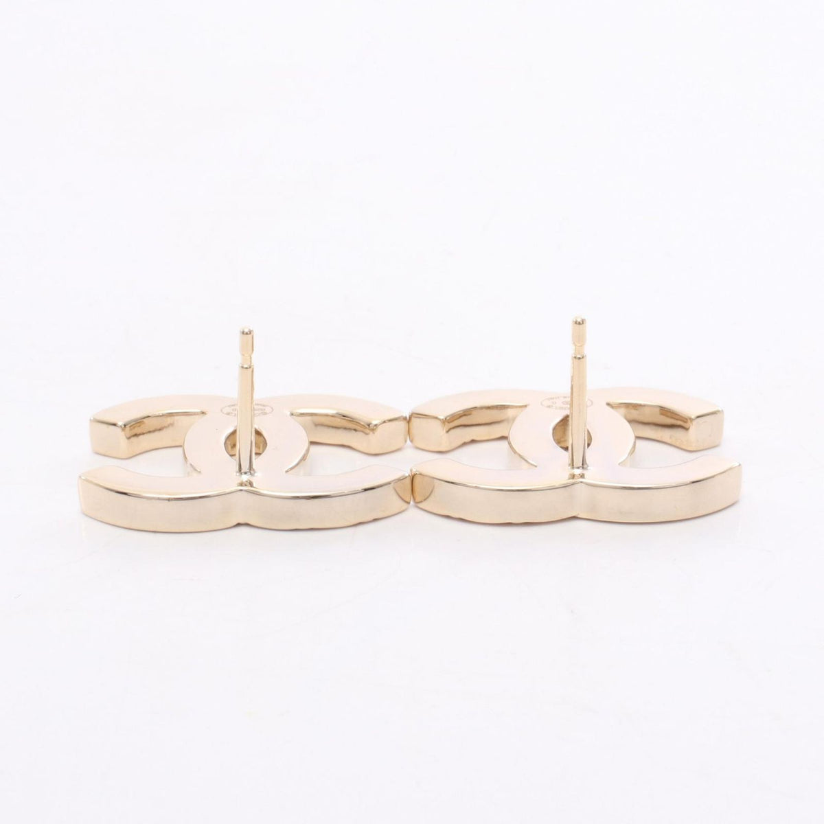 Chanel Earrings CC Logo Quilted — view 5