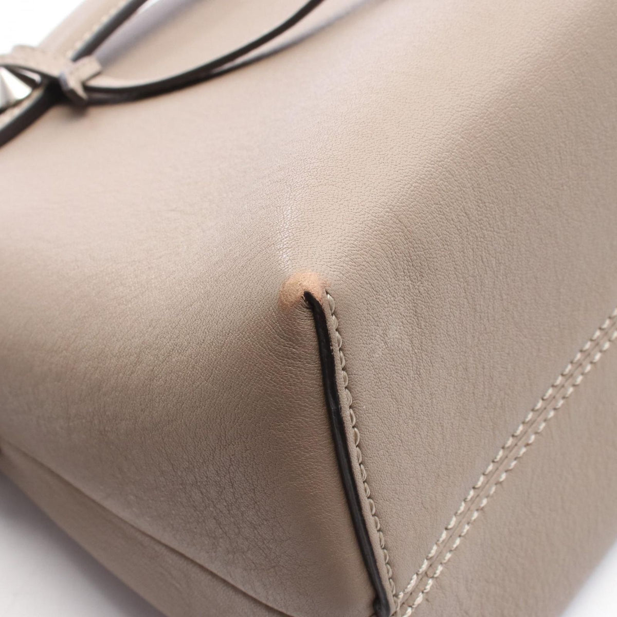 Fendi Handbag by the Way Medium Greige Leather — view 6