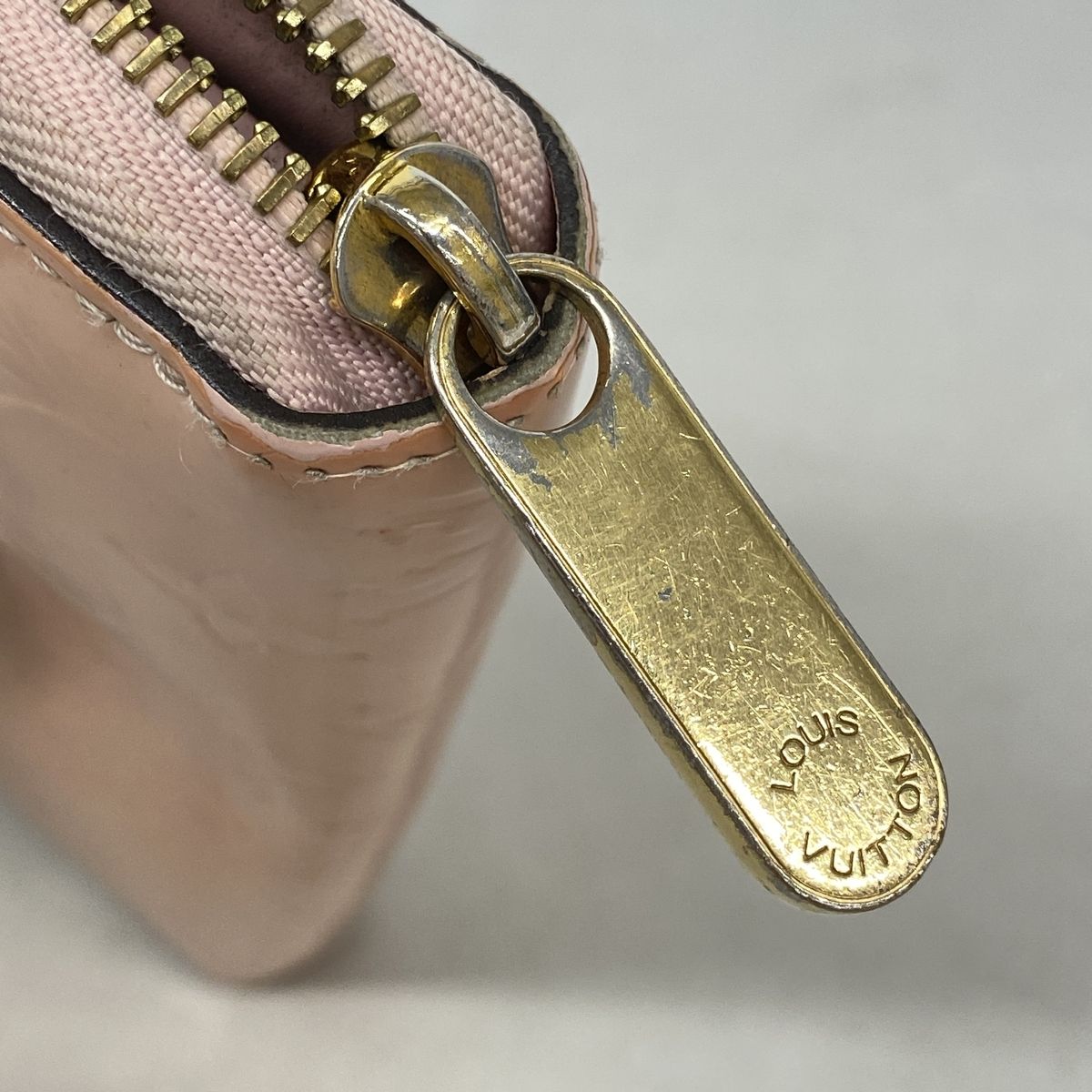 Louis Vuitton Wallet Vernis Zippy Rose Ballerine — view 8