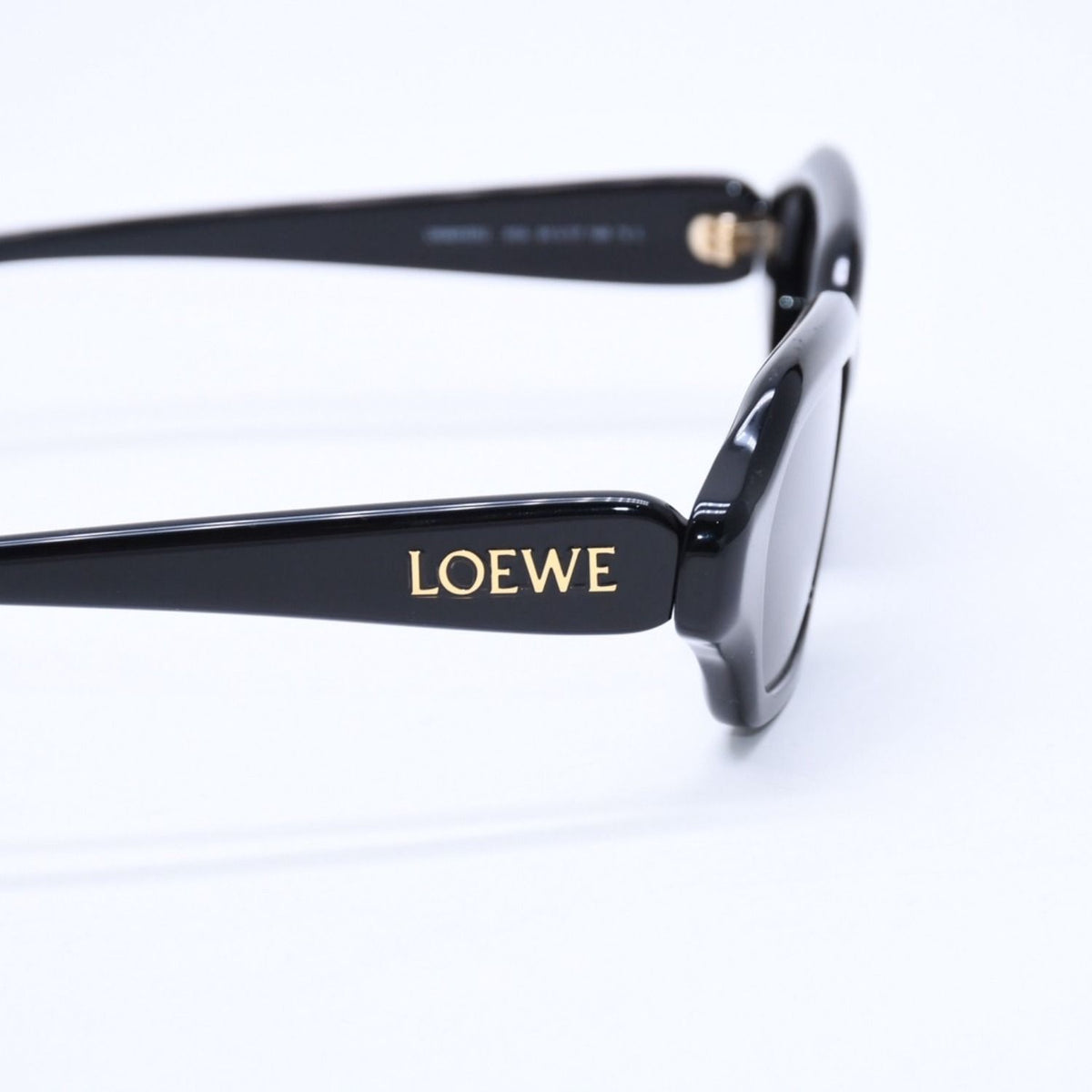 Loewe Rectangular Slim Sunglasses 17 140 Black Gray Eyewear Gold — view 8