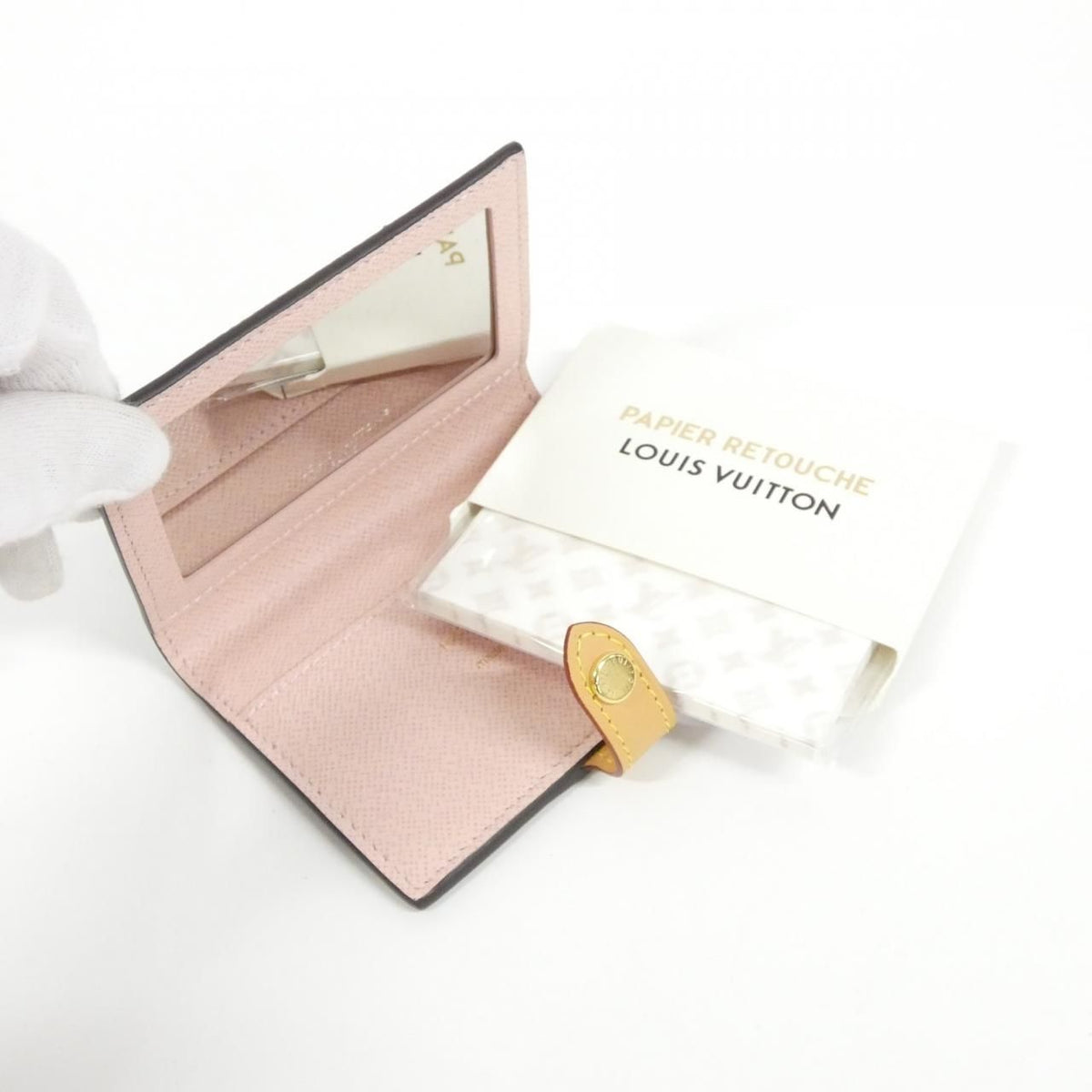 Louis Vuitton Monogram Mattifying Paper Case Shoulder Bag — view 5