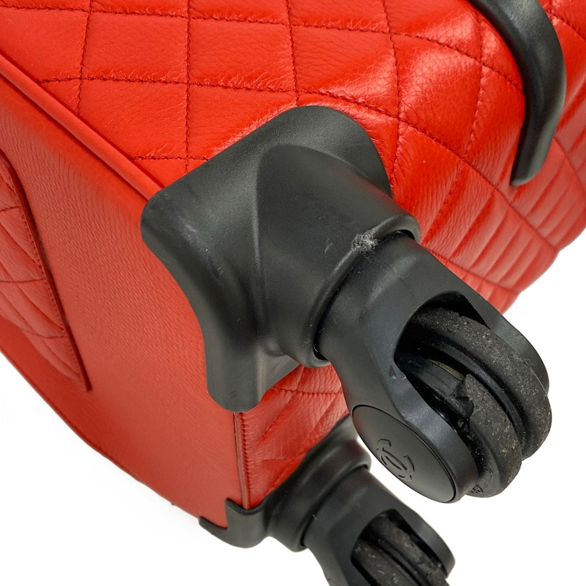 Chanel Travel Bag Boy Red — view 8