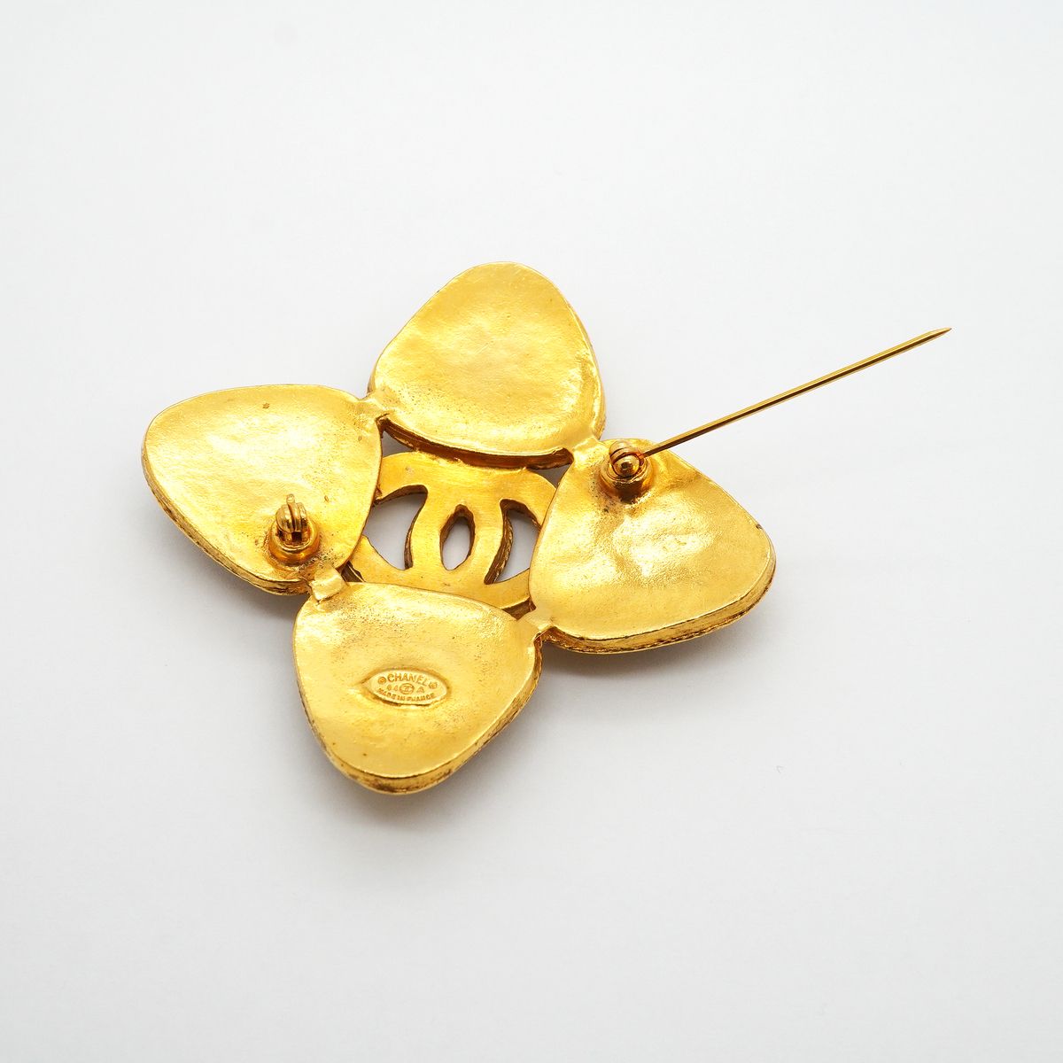 Chanel Brooch Vintage CC Logo Gold Plated Gripoix Green Red — view 6