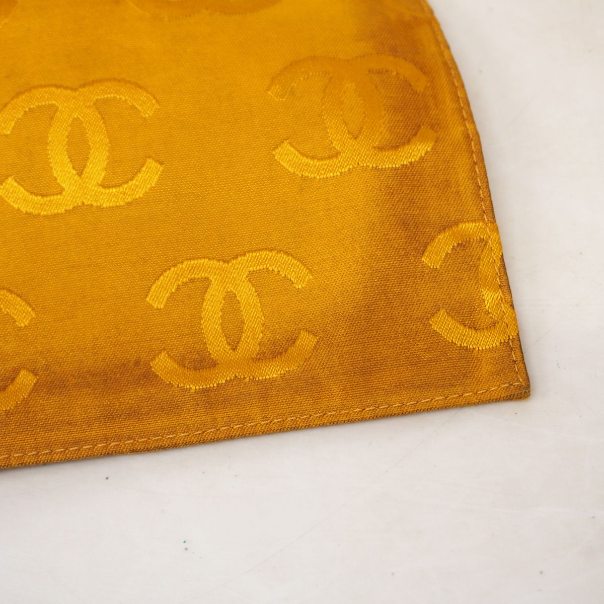 Chanel Shoulder Bag Suede Brown Gold — view 8
